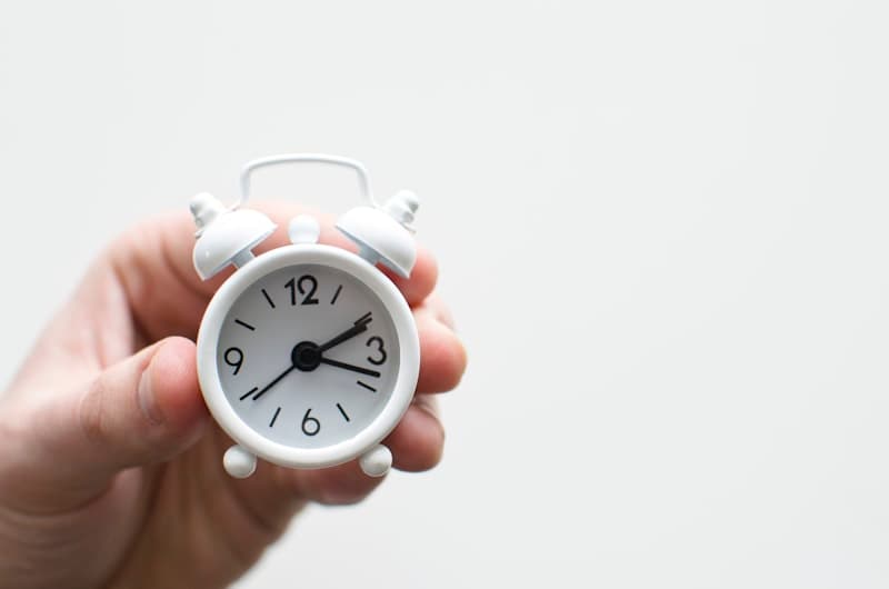 Mastering Thai Time Expressions: Essential for Appointments, Hotels, and Dates [with Pronunciation]